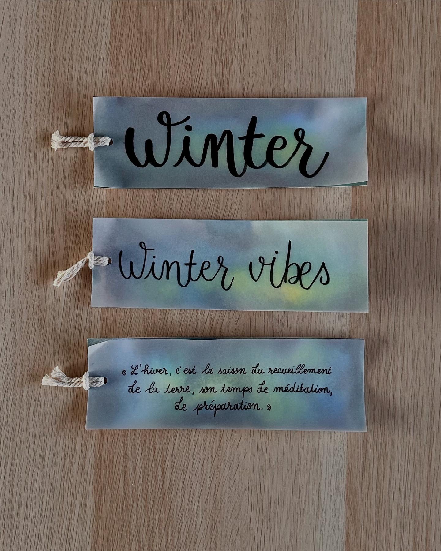 Création de papeterie décorative avec aquarelle et lettering