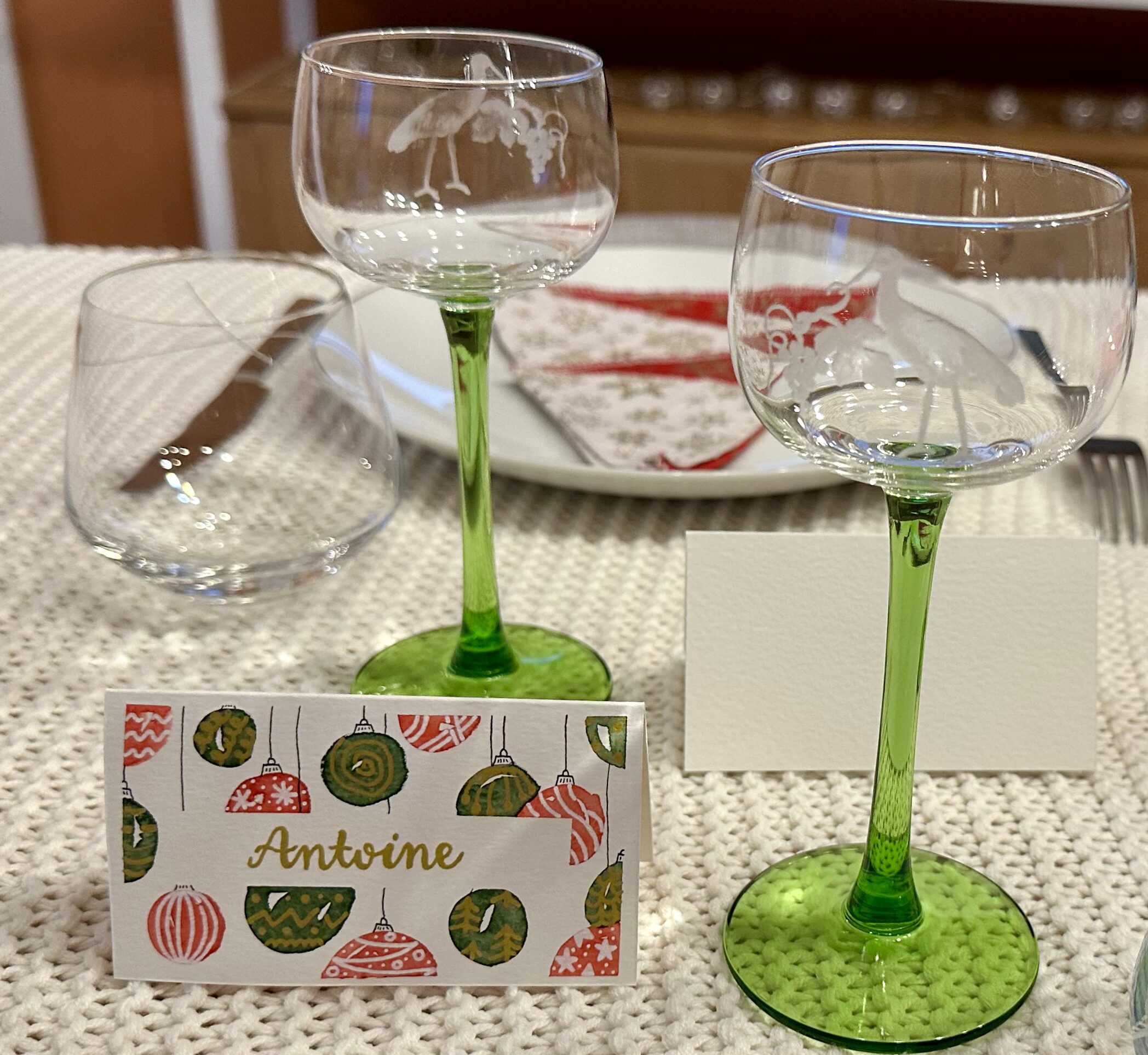 Marque-place fait main et personnalisé - Boules de Noël – Image 14