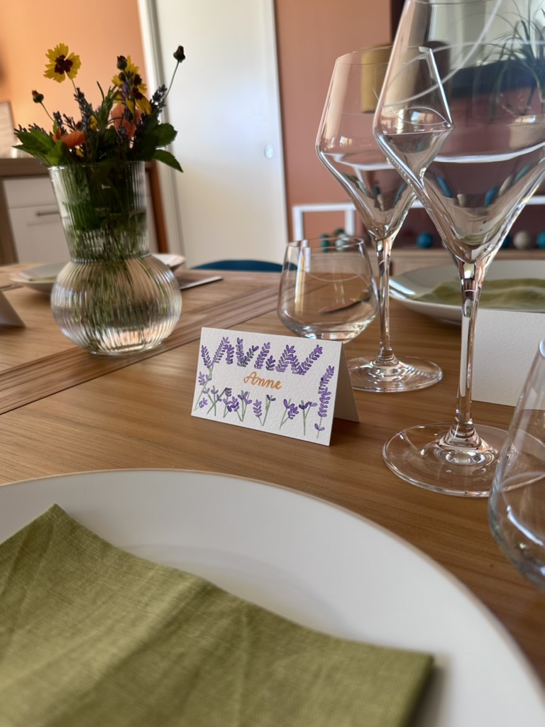 Marque-place fait main et personnalisé - Brins de lavande – Image 11