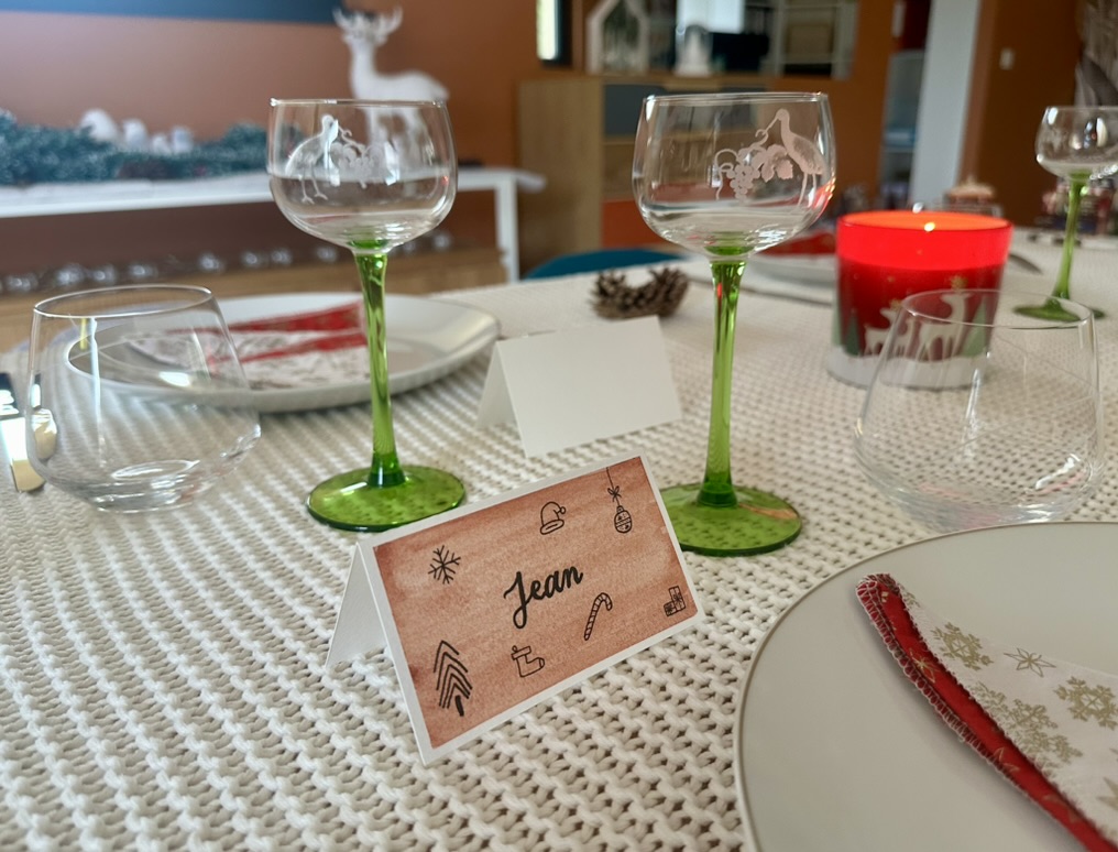 Marque-place fait main et personnalisé - Doodles de Noël – Image 6