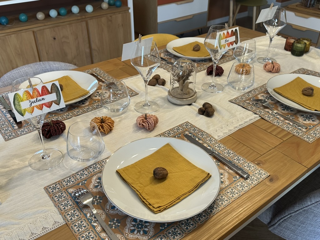 Marque-place fait main et personnalisé - Feuilles d’automne – Image 9