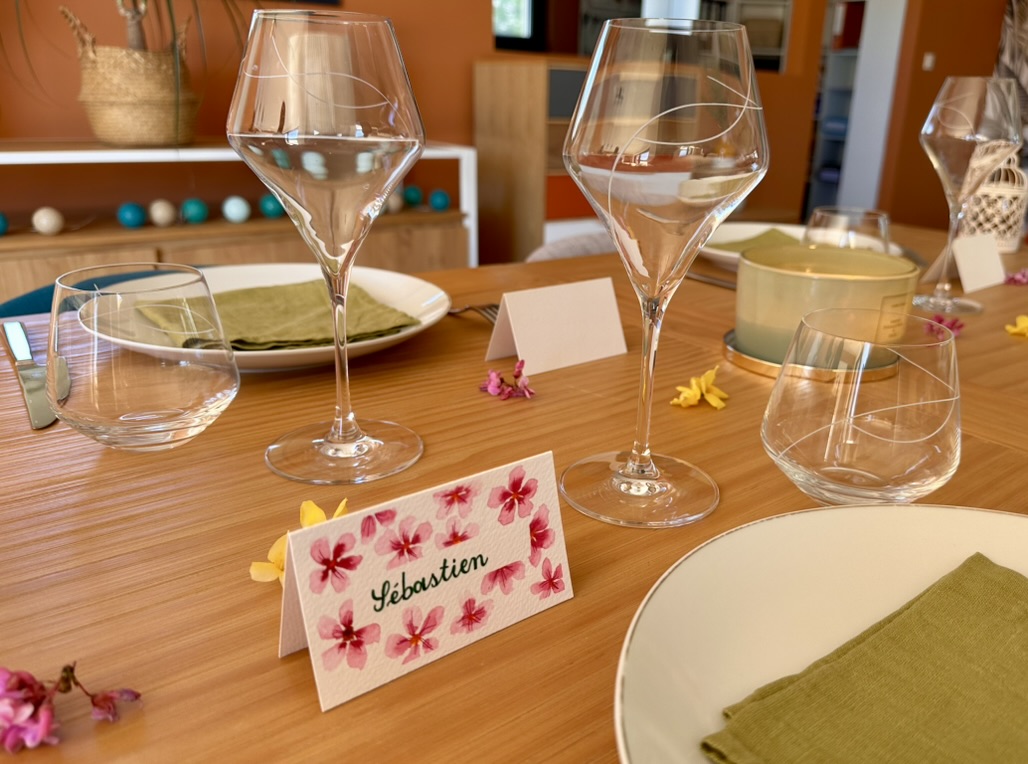 Marque-place fait main et personnalisé - Fleurs du jardin – Image 3