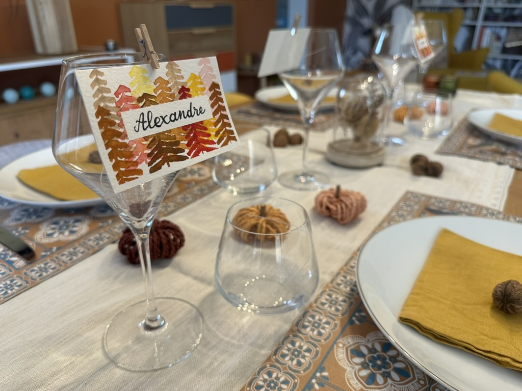 Marque-place fait main et personnalisé - Forêt d’automne – Image 6