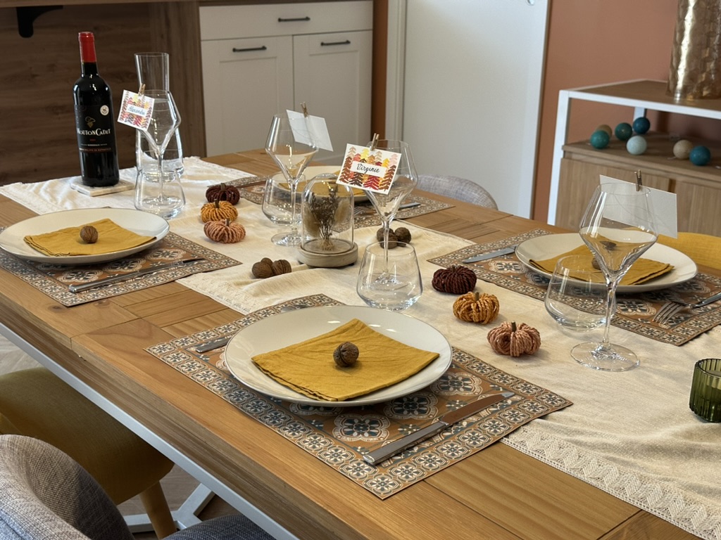 Marque-place fait main et personnalisé - Forêt d’automne – Image 8