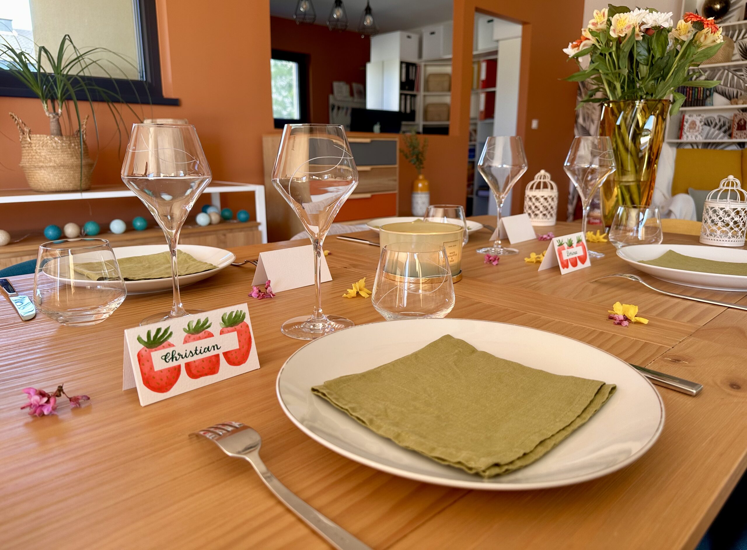 Marque-place fait main et personnalisé - Fraises du potager – Image 9