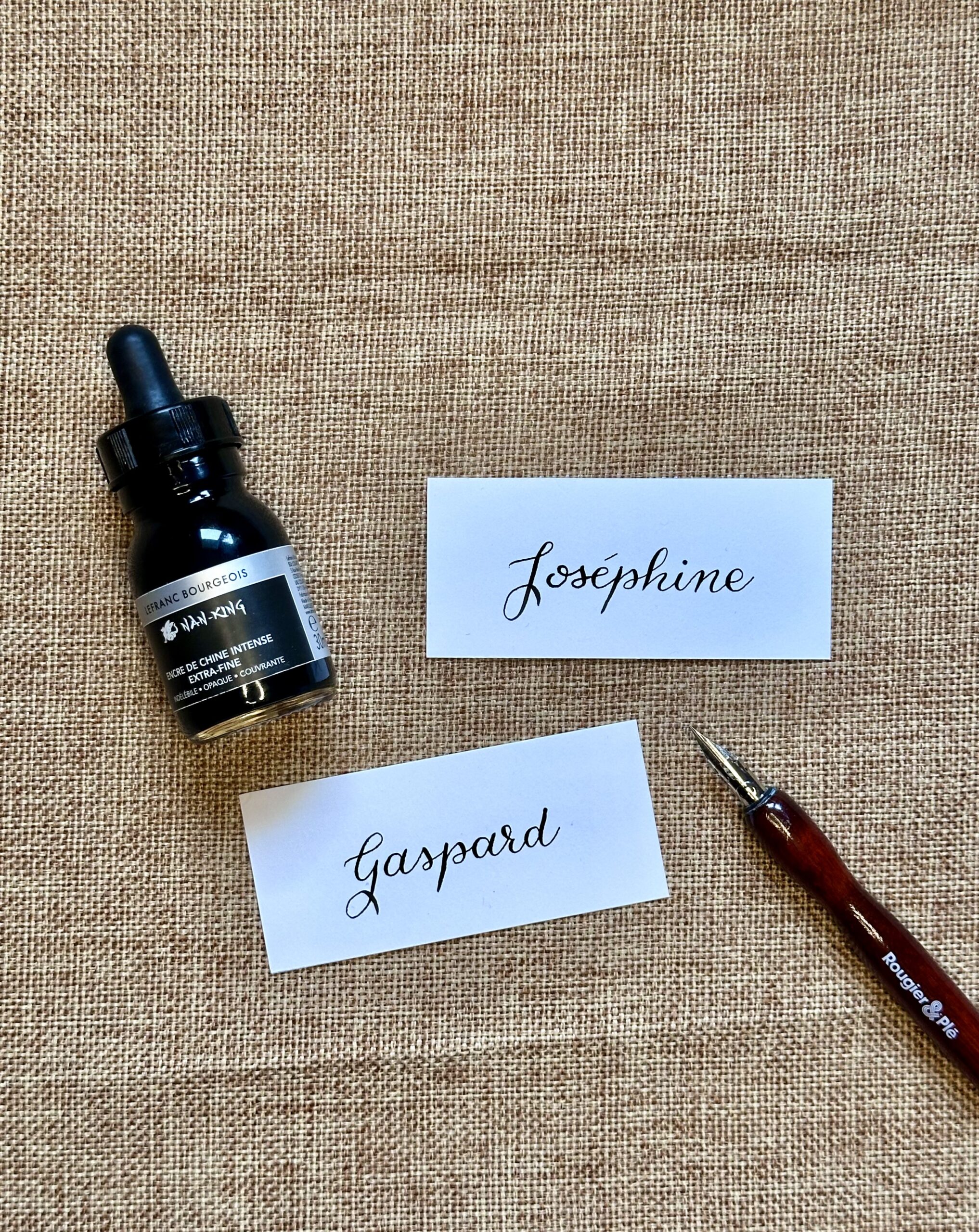 Marque-place fait main et personnalisé - Raffiné – Image 6