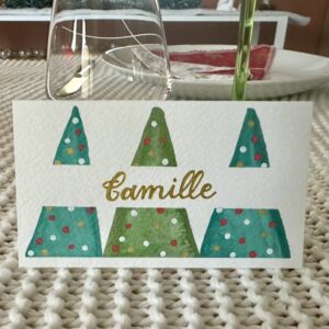 Marque-place fait main et personnalisé – Sapins de Noël