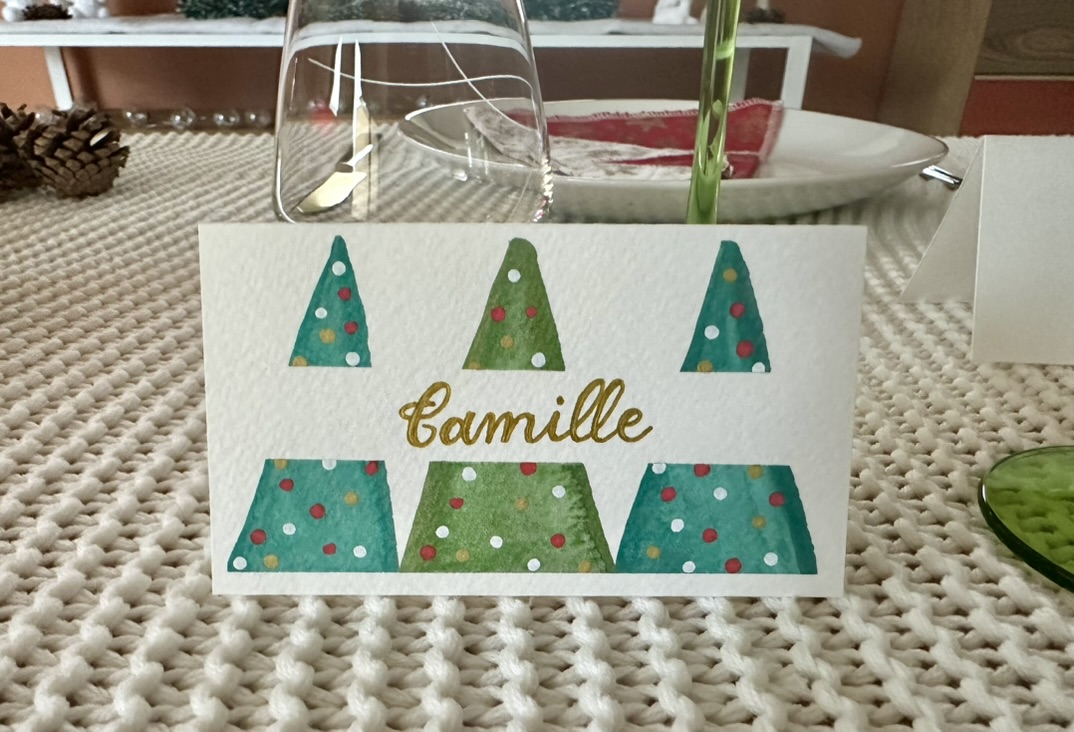 Marque-place fait main et personnalisé - Sapins de Noël