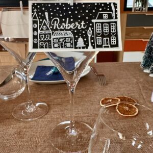 Marque-place fait main et personnalisé – Village sous la neige