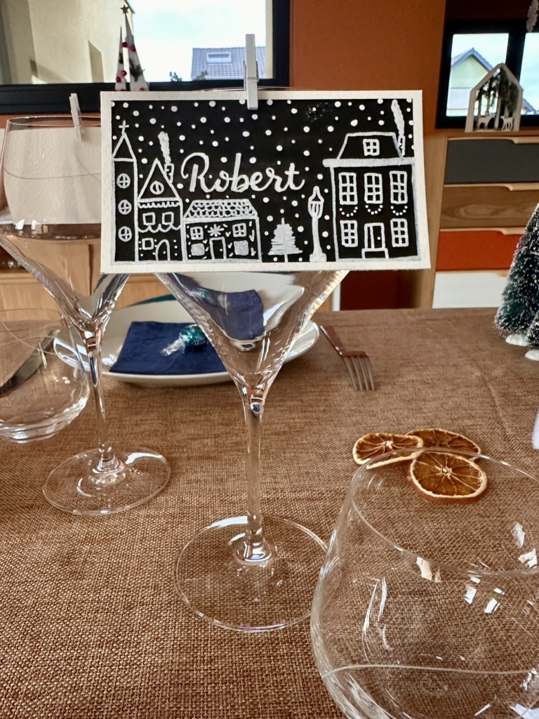 Marque-place fait main et personnalisé - Village sous la neige